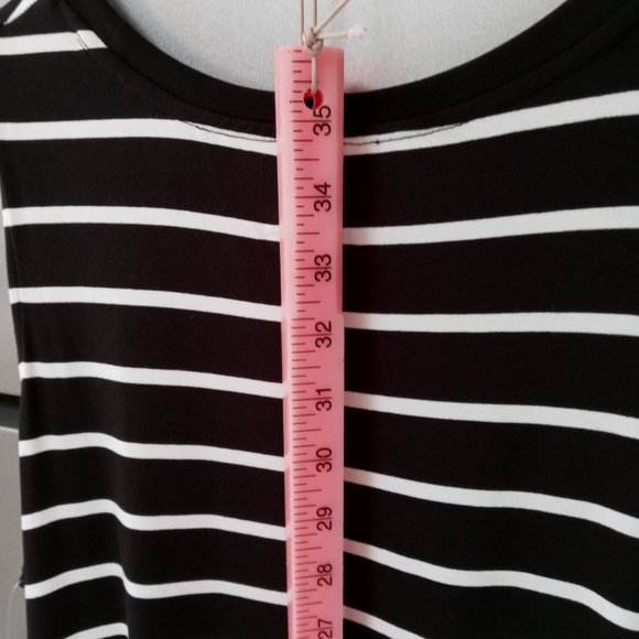 Dress - Picture 5 of 10